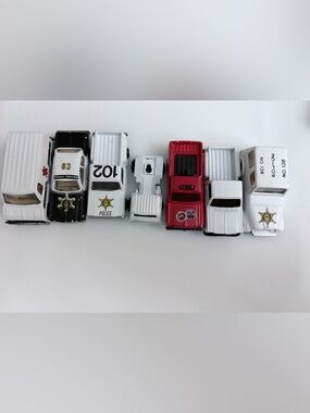 Vintage Diecast Rescue Vehicle Lot of 7 Police Fire Ambulance Tow Truck
